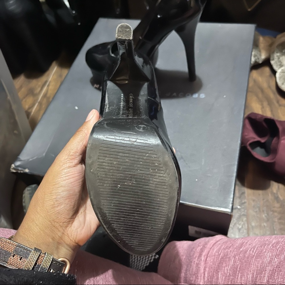 Shiny Black - image 1